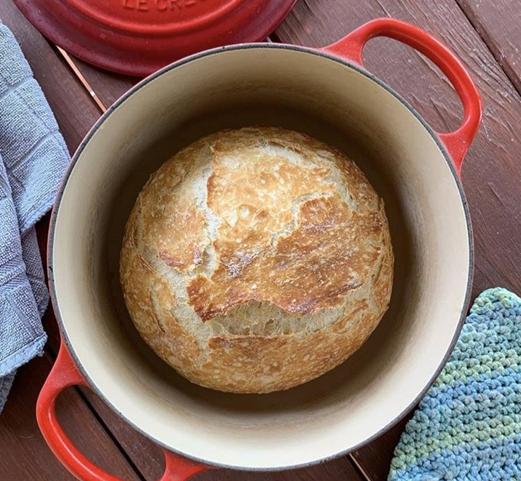 Maak je eigen brood in een gietijzeren pan!